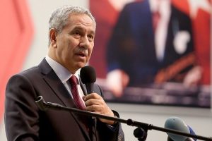 "Kim olduğunu biliyorsunuz bana s&ouml;yletmeyin"