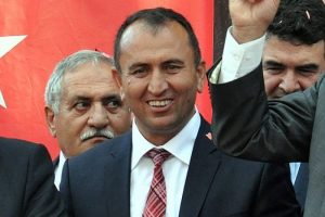 &Ccedil;orum'un Aştavul beldesinde belediye başkanlığına Uzunca se&ccedil;ildi