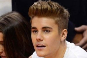 Justin Bieber &ouml;z&uuml;r diledi