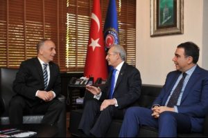 Kılı&ccedil;daroğlu'ndan "kedi" g&ouml;ndermesi