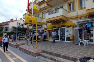 PTT şubesinde soygun