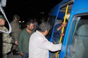 PKK'nın ka&ccedil;ırdığı 6 iş&ccedil;i serbest