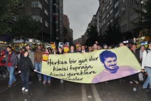 Ali İsmail Korkmaz i&ccedil;in y&uuml;r&uuml;d&uuml;ler