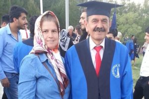 60 yaşında mezun oldu