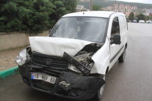 Bursa'da kaza ucuz atlatıldı!