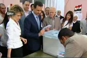 Esad oyunu kullandı