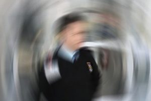 Hastanede kadın g&uuml;venliğe dayak!