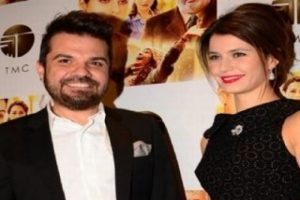 Kenan Doğulu ile Beren Saat bar a&ccedil;ıyor