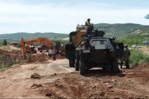 Yol kapatan eylemcilere ikinci m&uuml;dahale