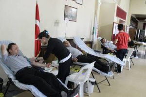 Dağcılardan kan bağışı