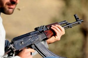 Uzun namlulu silahla saldırı