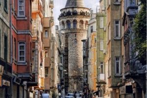 T&uuml;rkiye d&uuml;nyaca &uuml;nl&uuml; dergilerde