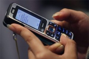 SMS yasaklandı!