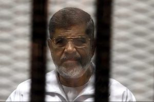 Mursi'den barış&ccedil;ıl m&uuml;cadeleye devam &ccedil;ağrısı