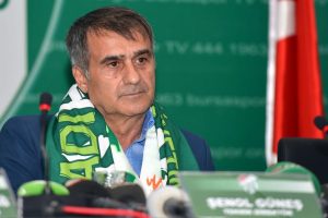 Şenol G&uuml;neş'ten &Ouml;zl&uuml;ce'de yoğun mesai!