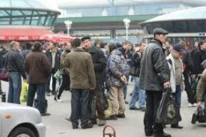 İş kapma yarışında iki kişi yaralandı
