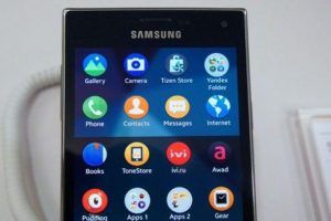Samsung Tizen işletim sistemli Z'yi tanıttı