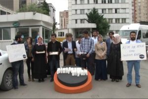 O iş&ccedil;iler &ouml;z&uuml;r bekliyor