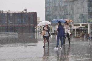 Bursa'da yağış hayatı olumsuz etkiledi