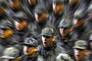 Kaza kurşunuyla &ouml;ld&uuml;