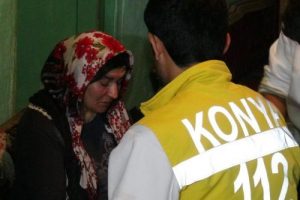 Evde yalnız olan kadına gasp şoku