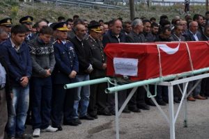 Patlamada &ouml;len iş&ccedil;iye buruk veda