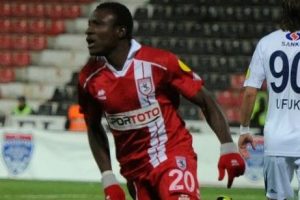 Nijeryalı Umar Bursaspor yolunda