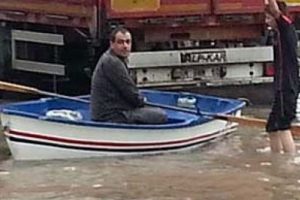 Yaz yağmuru kabusa d&ouml;nd&uuml;!