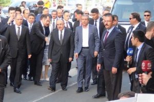 Bakanlardan eylem yapan acılı ailelere ziyaret