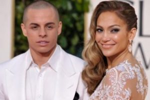 Jennifer Lopez sevgilisini evden attı