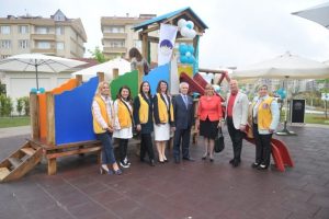 Nil&uuml;fer'de park sayısı artıyor