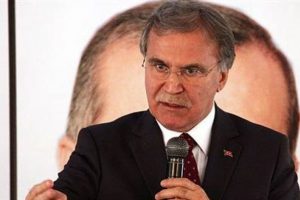"&Ccedil;ankaya'da Erdoğan, Başbakanlık'ta G&uuml;l"