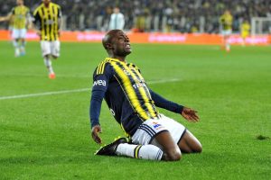 Şenol G&uuml;neş g&ouml;z&uuml;n&uuml; İstanbul'a dikti!