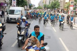 Boğazi&ccedil;i'den 10 bin bisikletli ge&ccedil;ti