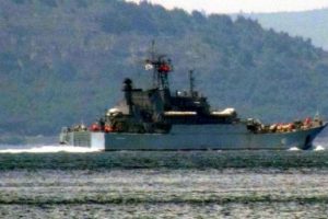 Rus savaş gemileri Karadeniz'e d&ouml;n&uuml;yor