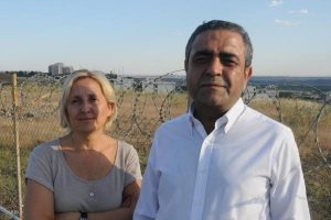 "İnsanlar &ccedil;atışma ve &ouml;l&uuml;m istemiyor"