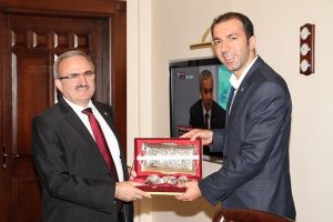 "Hasta hakları, şiddeti i&ccedil;ermez"