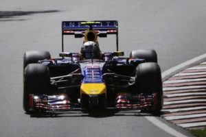 Ricciardo siftah yaptı