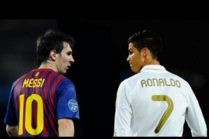 Ronaldo'dan Messi'ye &ouml;vg&uuml;