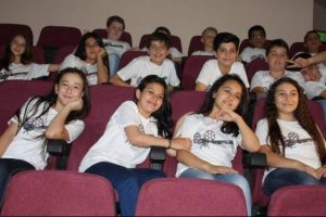 Bursalı minik &ouml;ğrencilerden anlamlı film