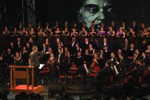 Bursa'da festival coşkusu 'Kavafis' ile başladı