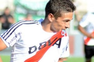 Beşiktaş Lanzini'nin peşinde!