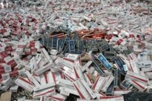 Bursa'da ka&ccedil;ak sigara operasyonu