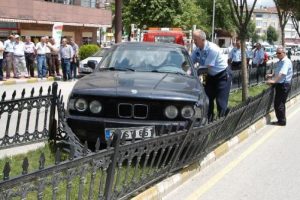 Direksiyonda kalp krizi ge&ccedil;irdi
