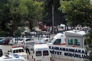 O patlamada yaralanan polis hayatını kaybetti