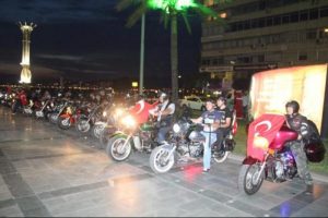 Motosikletli bayrak eylemi