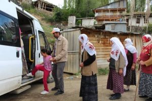 Bu insanlar nereye gidiyor ?
