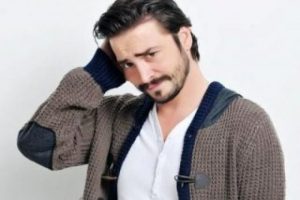 Ahmet Kural alb&uuml;m &ccedil;ıkarıyor