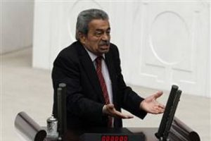 Kamer Gen&ccedil;'e kandil affı