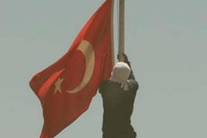 Bayrak olayında şok ayrıntı!